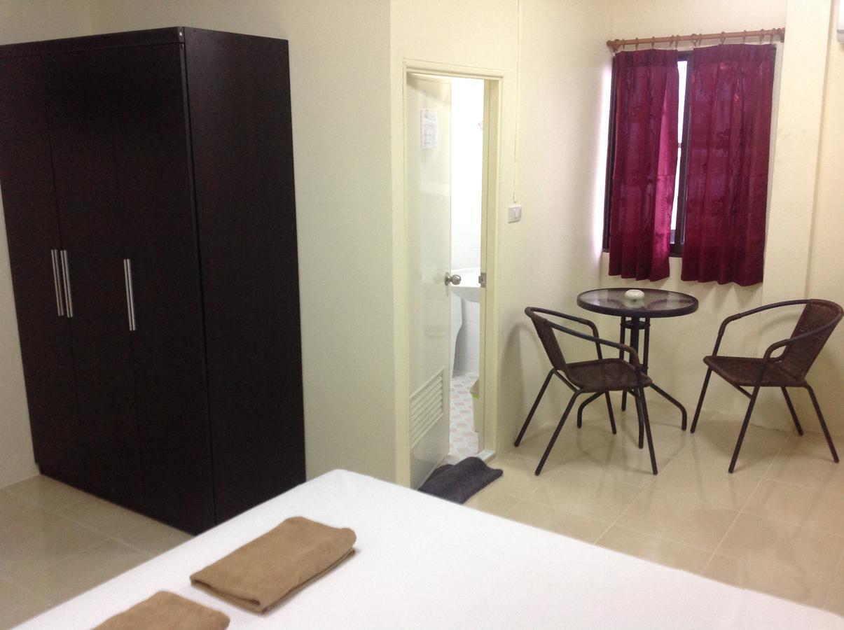 English Rose Guesthouse Pattaya Exterior foto